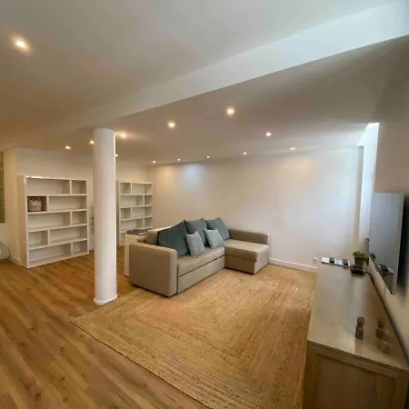 Bairro Alto Aloja דירה *